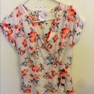 Soft Floral pattern, no boundaries, size s/ch 3-5